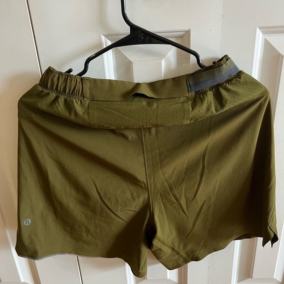 Men’s lulu Surge Short 6” with liner — Green, Size S - Picture 3 of 13